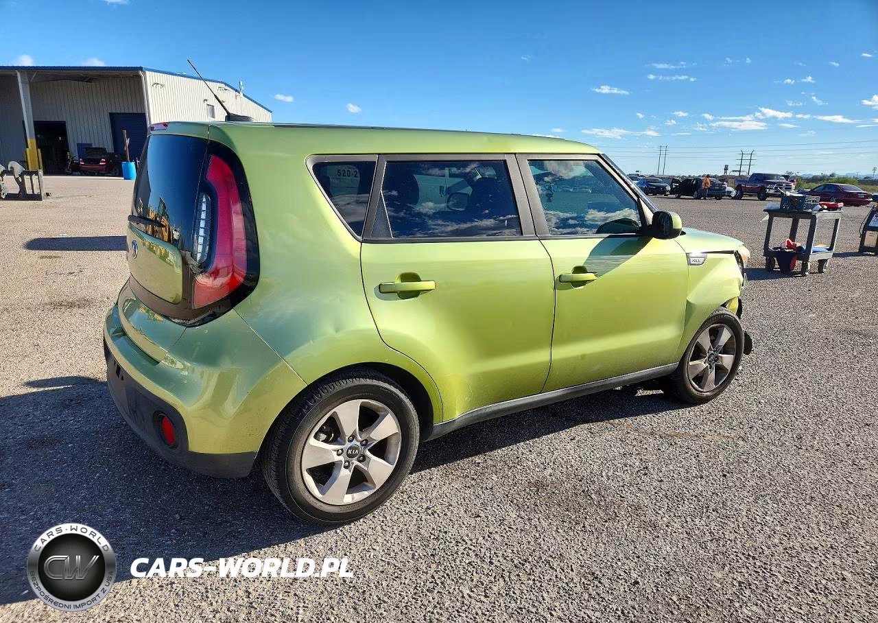 2018 Kia Soul Base VIN:KNDJN2A2XJ7899413 - 3
