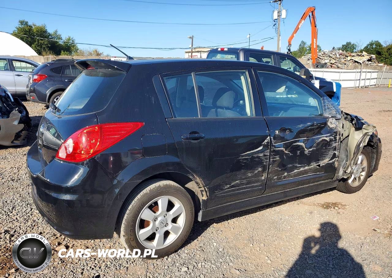 2010 Nissan Versa 1.8 S VIN:3N1BC1CP0AL385923 - 3