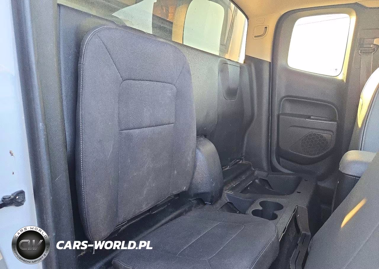 2019 Chevrolet Colorado Work Truck VIN:1GCHSBEA0K1324573 - 10