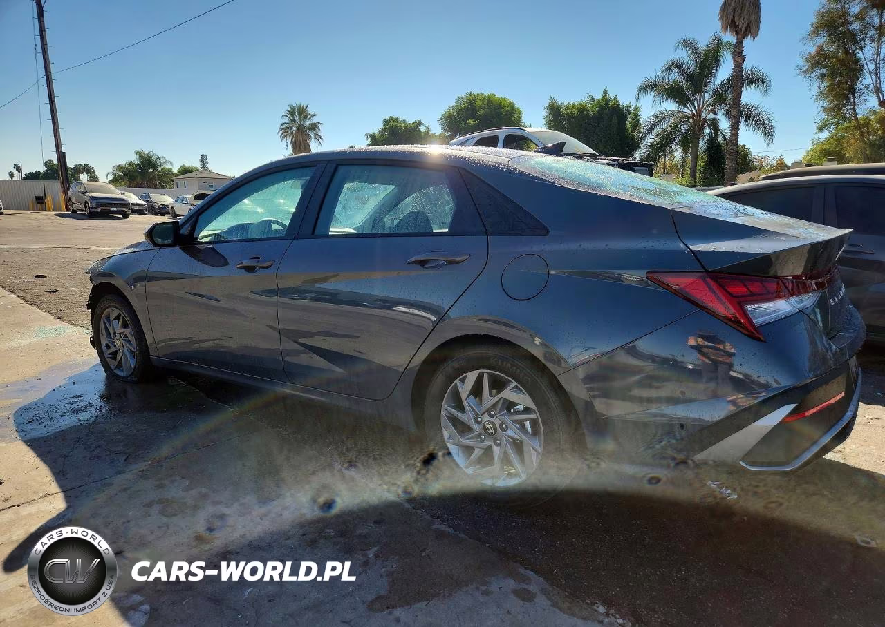 2026 Hyundai Elantra Hybrid Blue VIN:KMHLM4DJ8TU209135 - 2