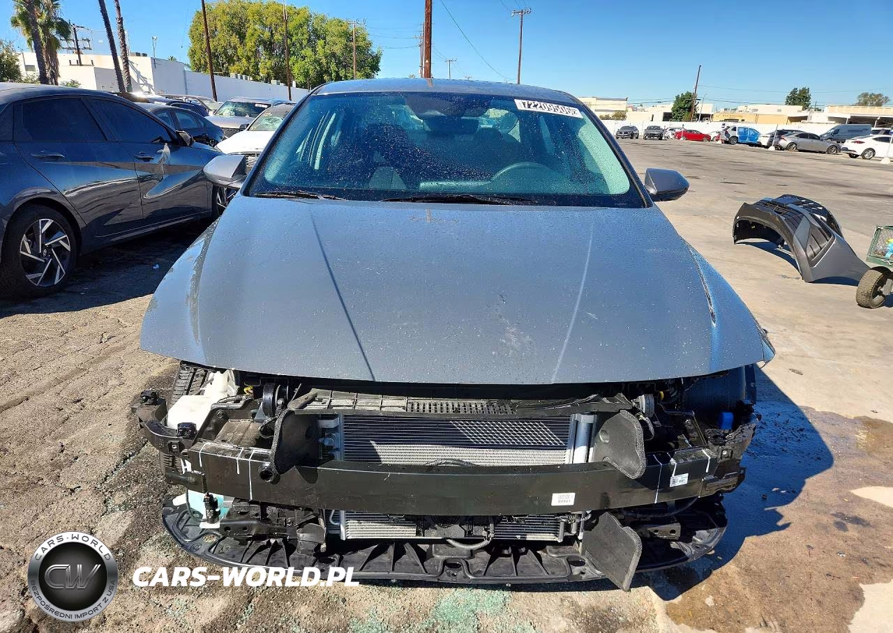 2026 Hyundai Elantra Hybrid Blue VIN:KMHLM4DJ8TU209135 - 5