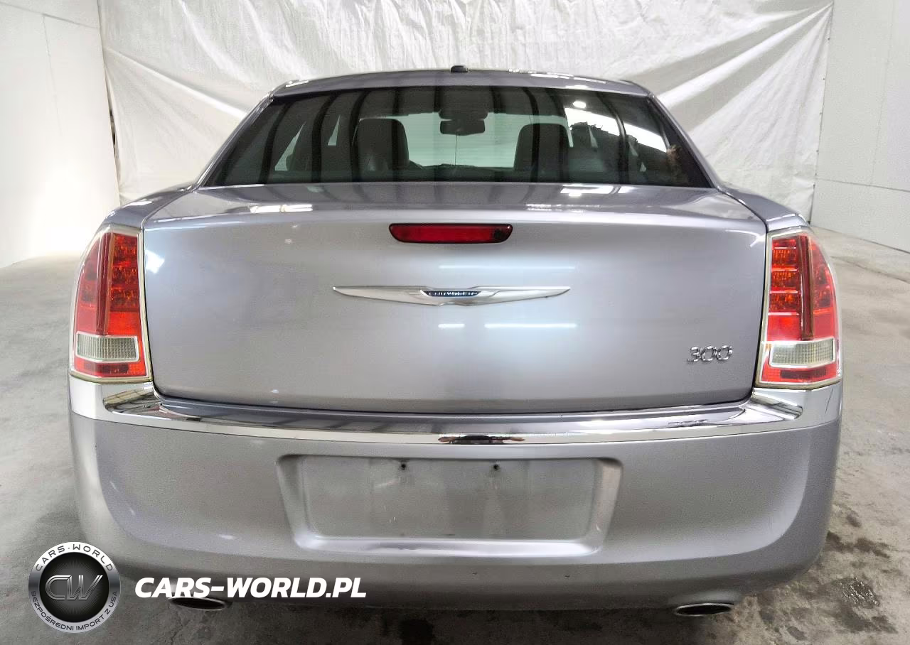 2014 Chrysler 300 VIN:2C3CCAAG3EH171404 - 6