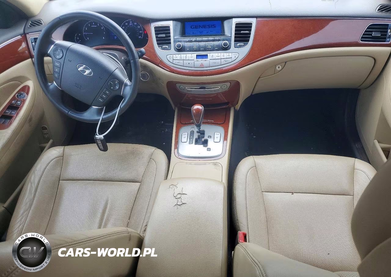 2013 Hyundai Genesis 3.8L VIN:KMHGC4DD2DU214797 - 8
