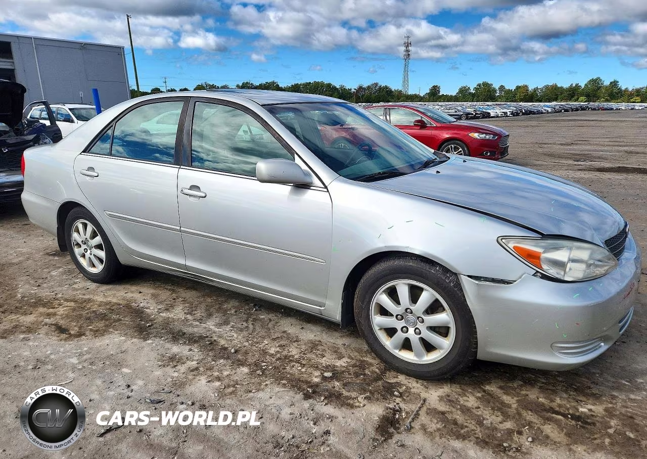 2002 Toyota Camry Xle V6 VIN:4T1BF30K42U507274 - 4
