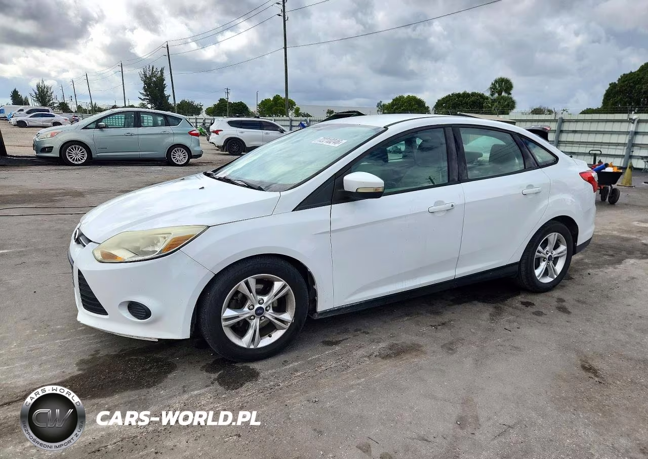 2013 Ford Focus Se VIN:1FADP3F2XDL159349 - 1