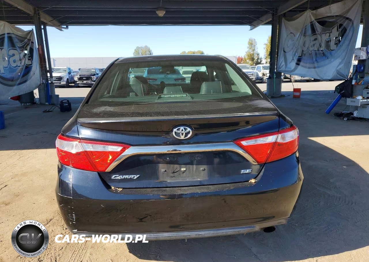 2015 Toyota Camry Se VIN:4T1BF1FK3FU052015 - 6
