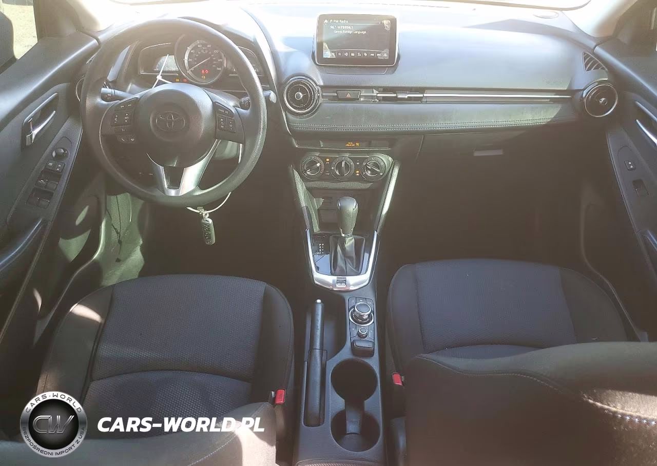 2017 Toyota Yaris Ia Base VIN:3MYDLBYV2HY177141 - 8