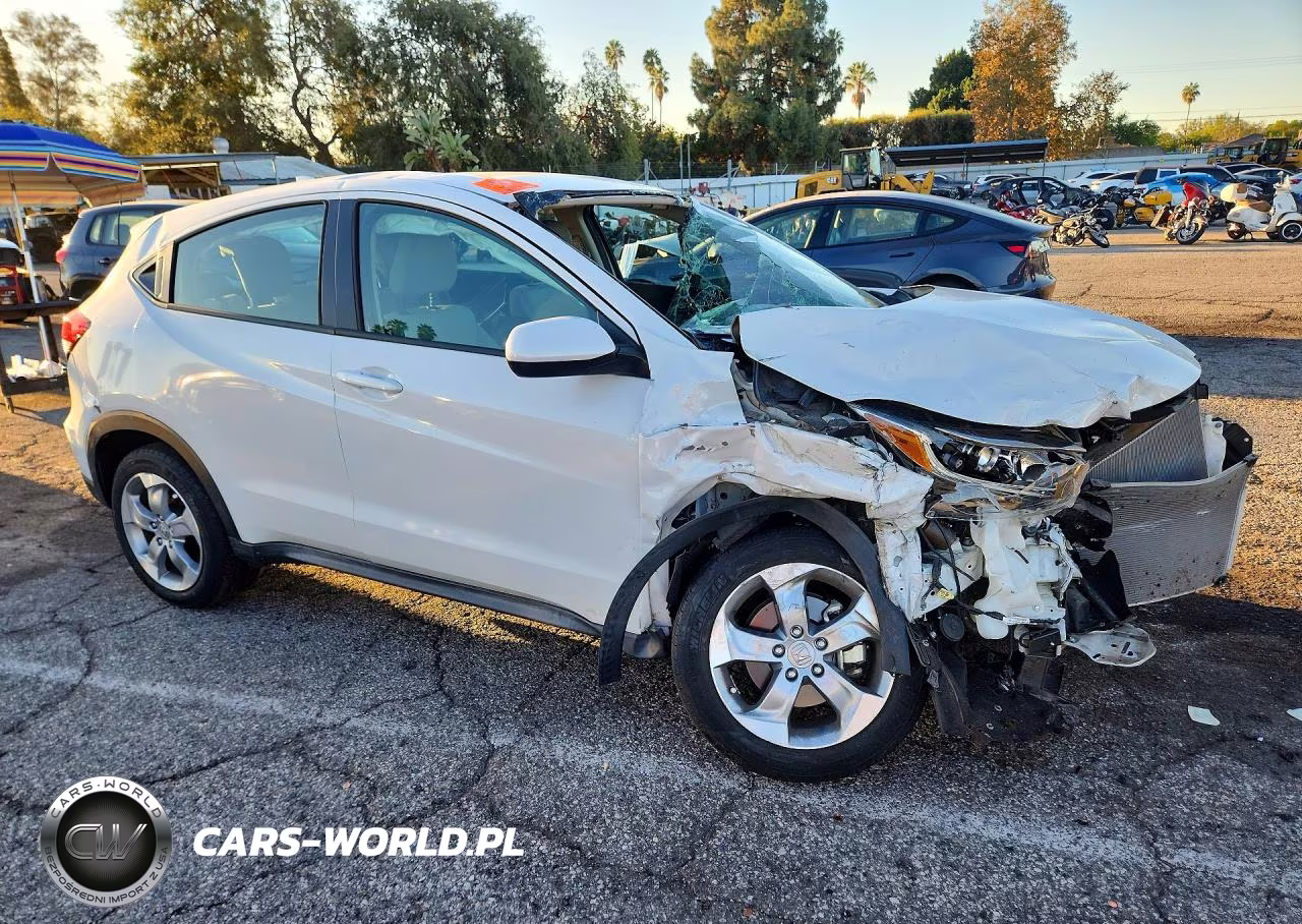 2020 Honda Hr-V Lx VIN:3CZRU6H31LM730511 - 4