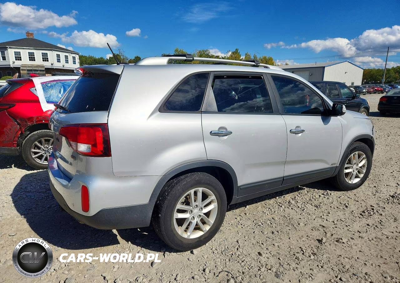 2014 Kia Sorento Lx VIN:5XYKTDA6XEG473769 - 3