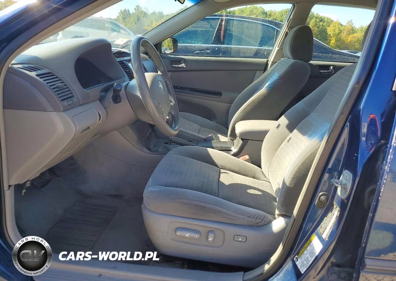 2005 Toyota Camry Le VIN:4T1BE32K75U071749 - 7