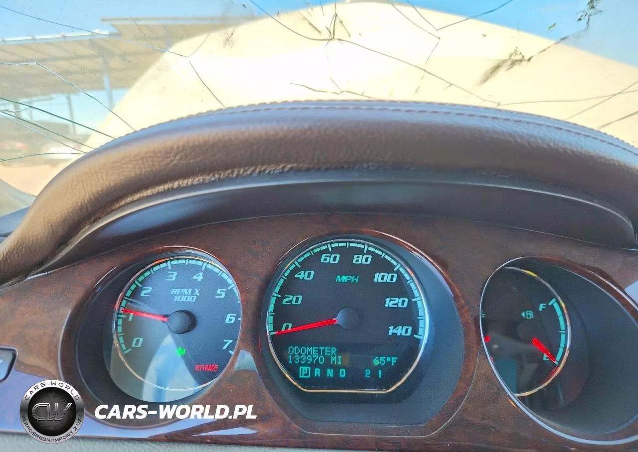 2011 Buick Lucerne Super Series VIN:1G4HK5ES5BU125104 - 9