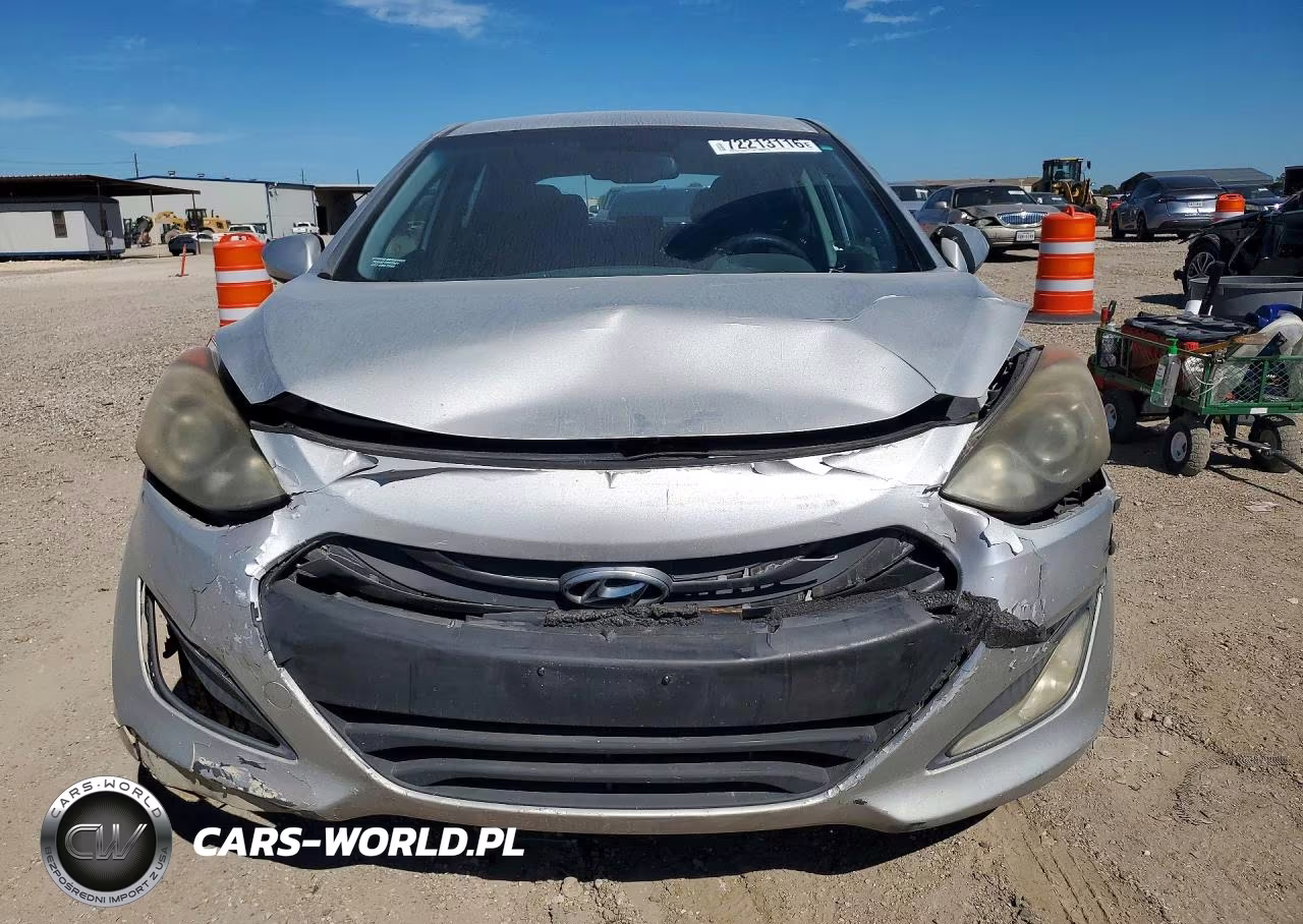 2013 Hyundai Elantra Gt Base VIN:KMHD35LE5DU101431 - 5