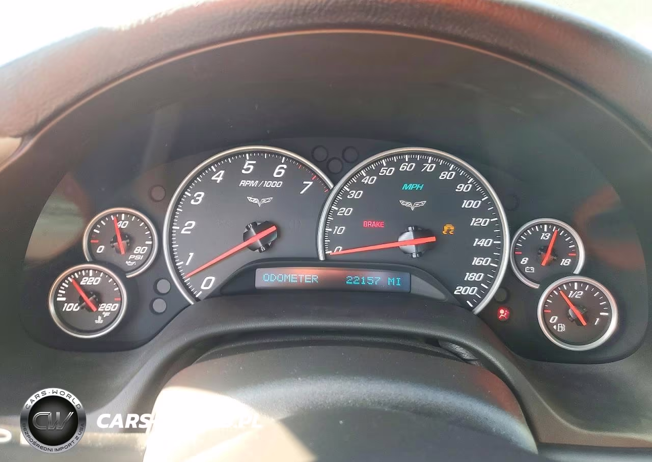 2005 Chevrolet Corvette VIN:1G1YY24U455129592 - 9