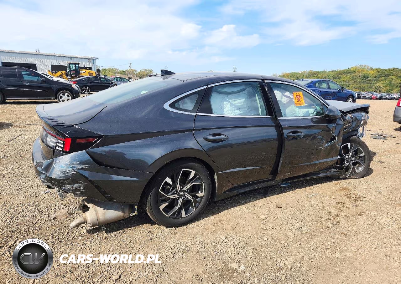 2025 Hyundai Sonata Sel VIN:KMHL64JA3SA450163 - 3