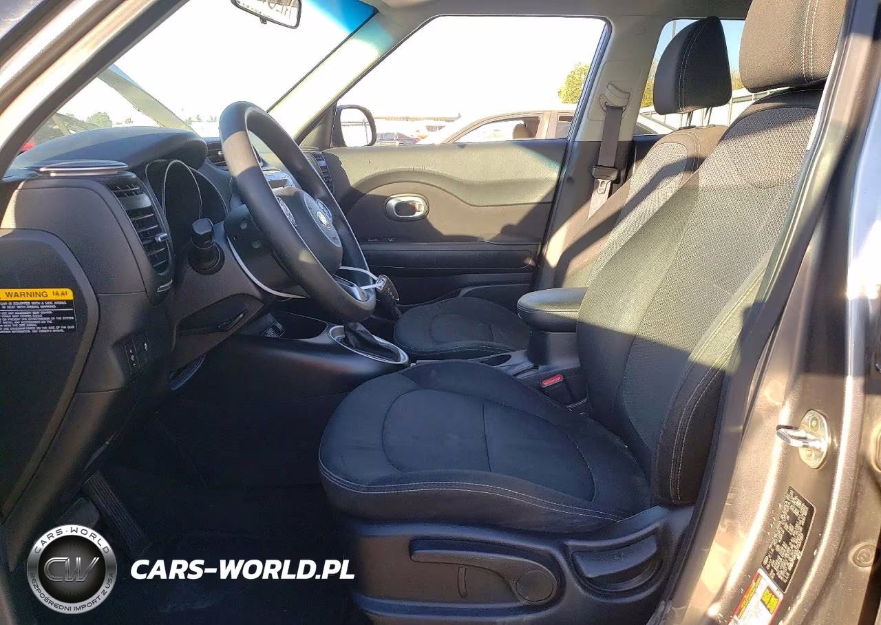 2018 Kia Soul + VIN:KNDJP3A55J7557197 - 7