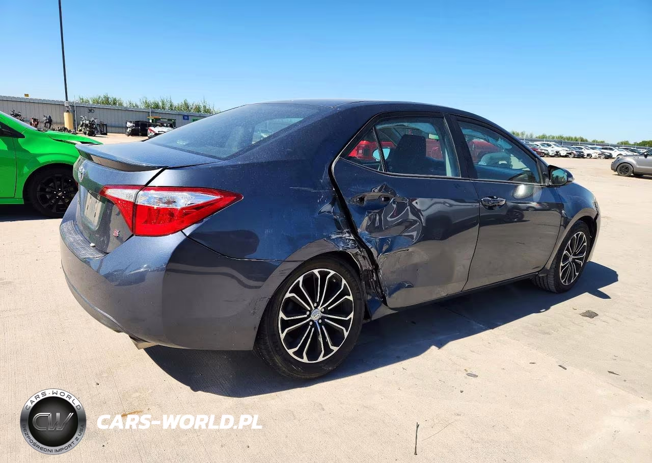 2015 Toyota Corolla S Plus VIN:5YFBURHE7FP198544 - 3