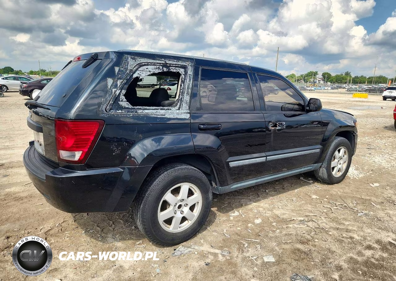 2008 Jeep Grand Cherokee Laredo VIN:1J8GR48K68C240156 - 3