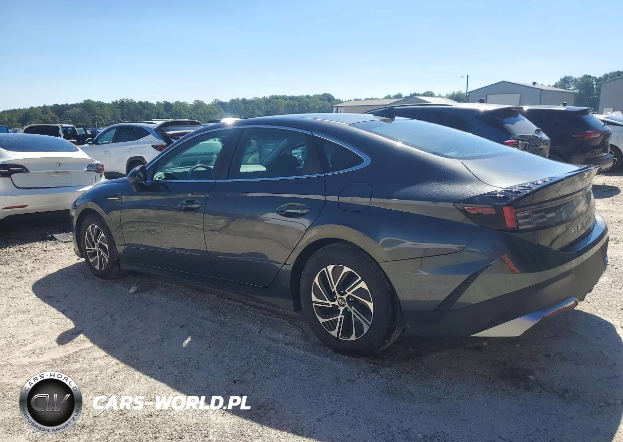 2026 Hyundai Sonata Hybrid Blue VIN:KMHL24JJ0TA162596 - 2
