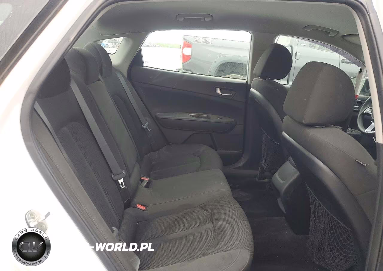 2019 Kia Optima Lx VIN:5XXGT4L3XKG357769 - 10