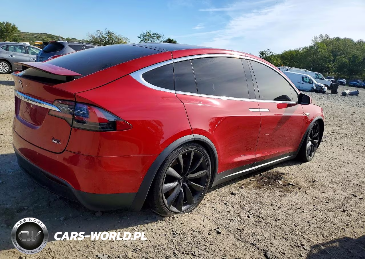 2016 Tesla Model X VIN:5YJXCBE23GF004244 - 3