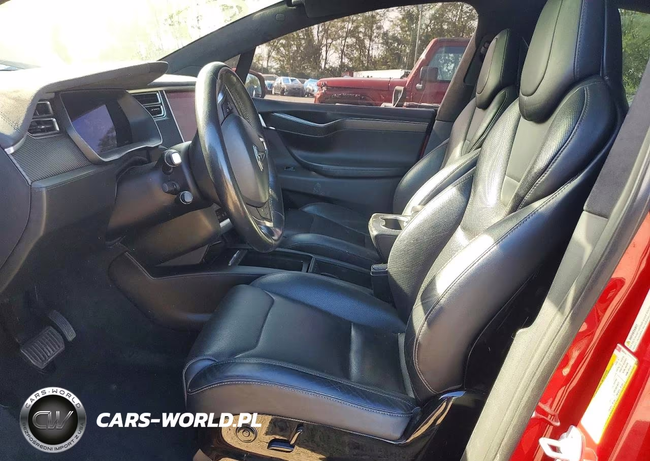 2016 Tesla Model X VIN:5YJXCBE23GF004244 - 7