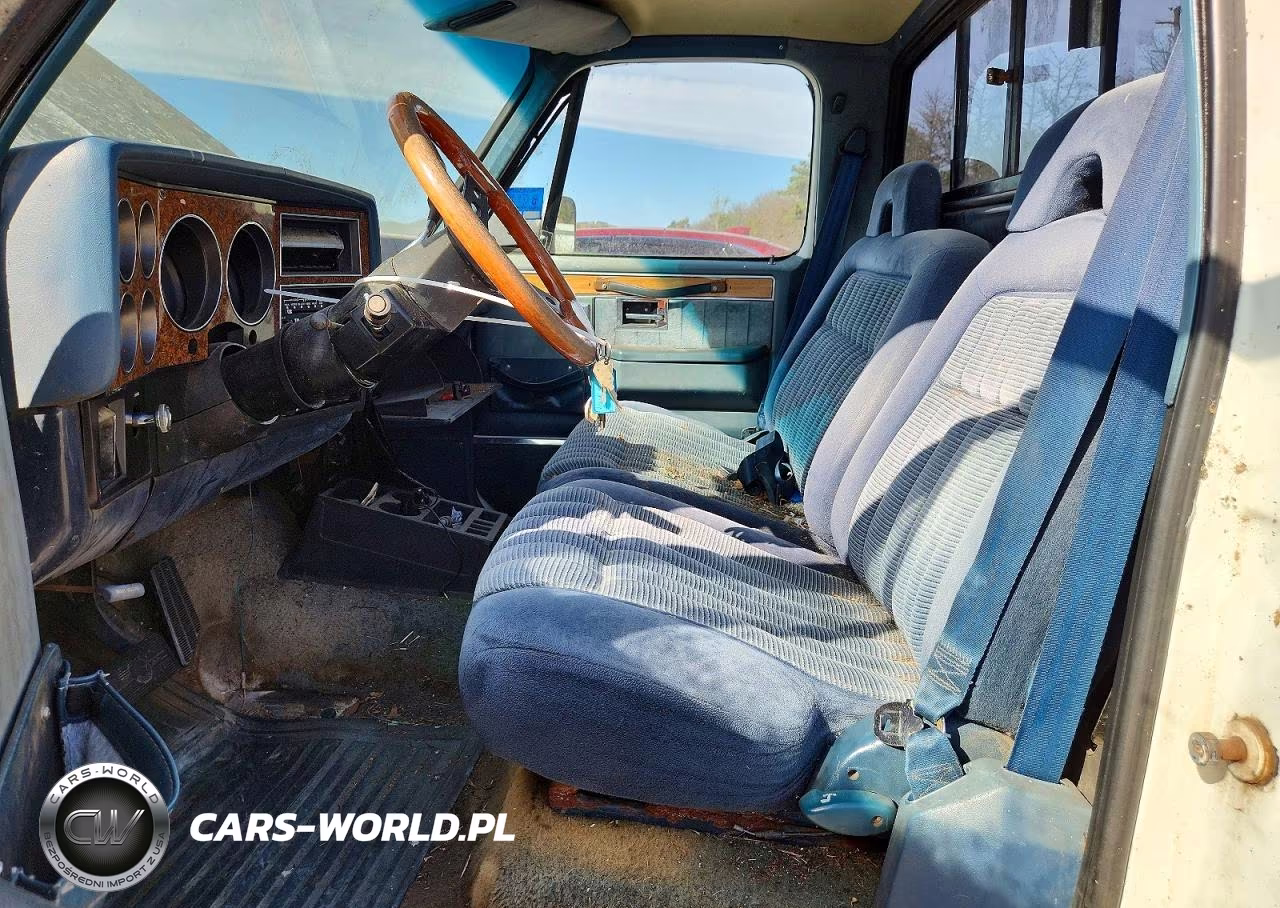 1985 Chevrolet C10 VIN:1GCEC14H4FF449836 - 7