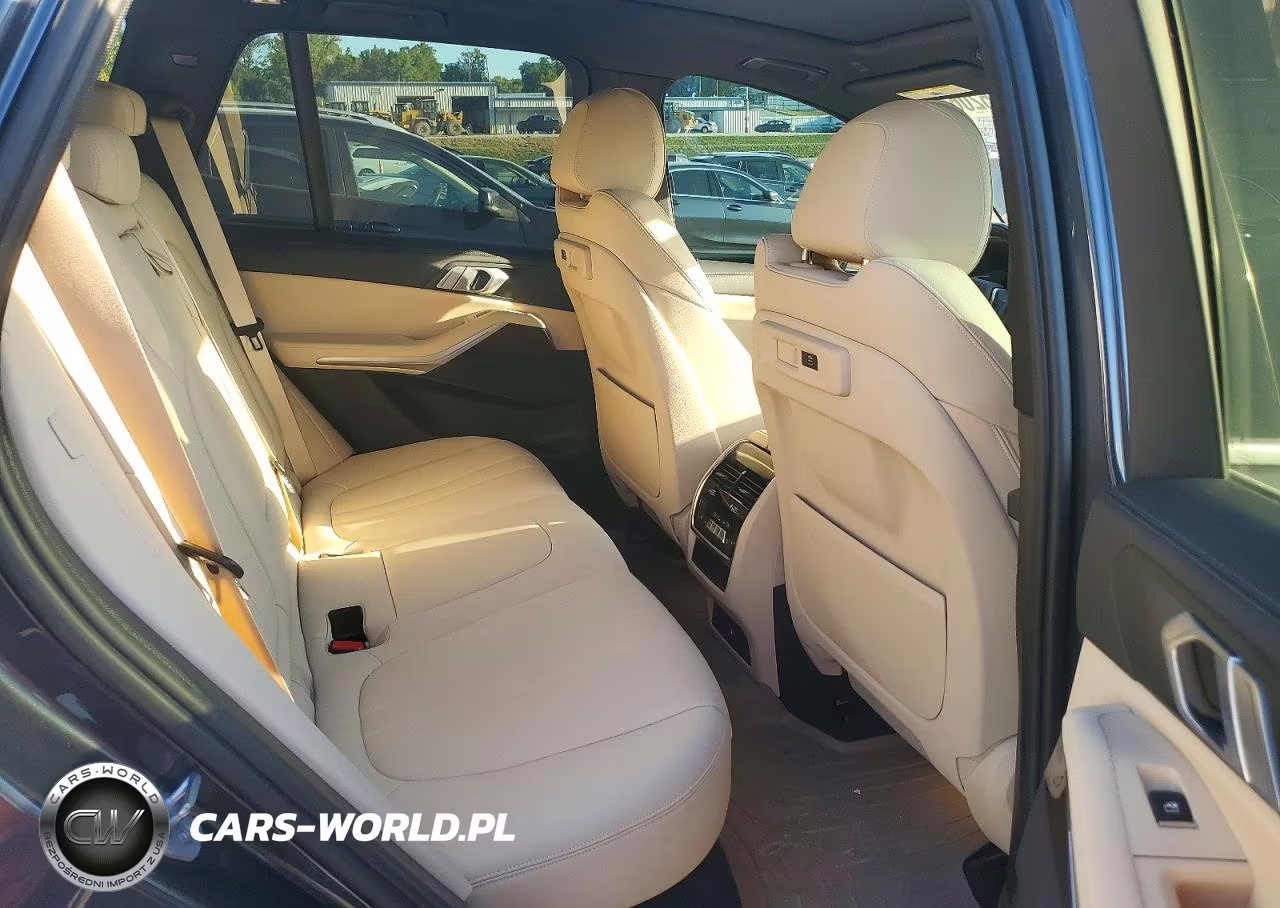 2020 BMW X5 xDrive40I VIN:5UXCR6C05L9B18886 - 11