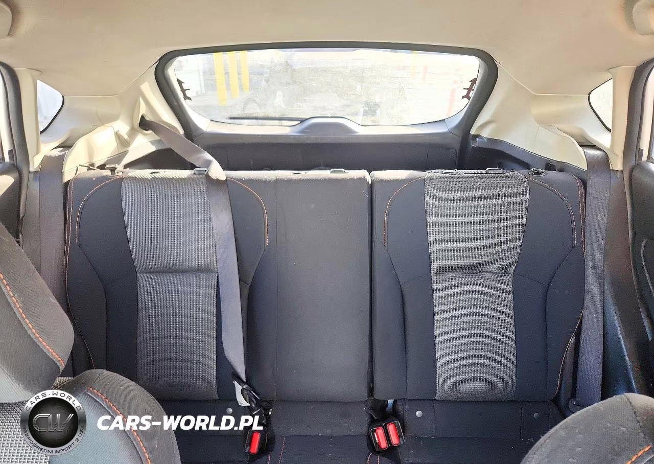 2018 Subaru Cross Trek Premium VIN:JF2GTABC4JH321580 - 10