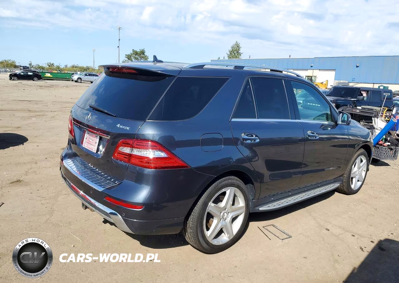 2014 Mercedes-Benz Ml 550 4Matic VIN:4JGDA7DB4EA403284 - 3