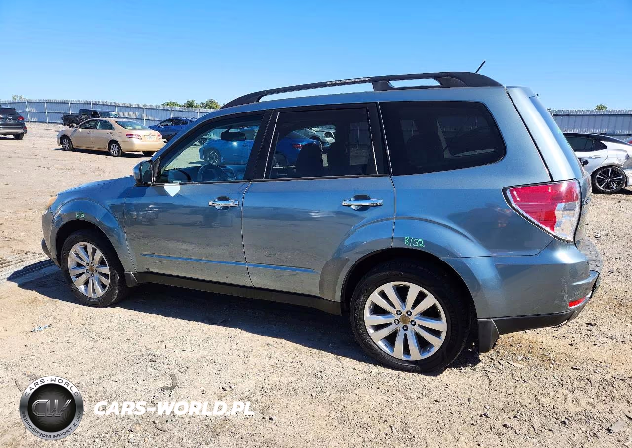 2011 Subaru Forester 2.5X Premium VIN:JF2SHADC6BH766249 - 2