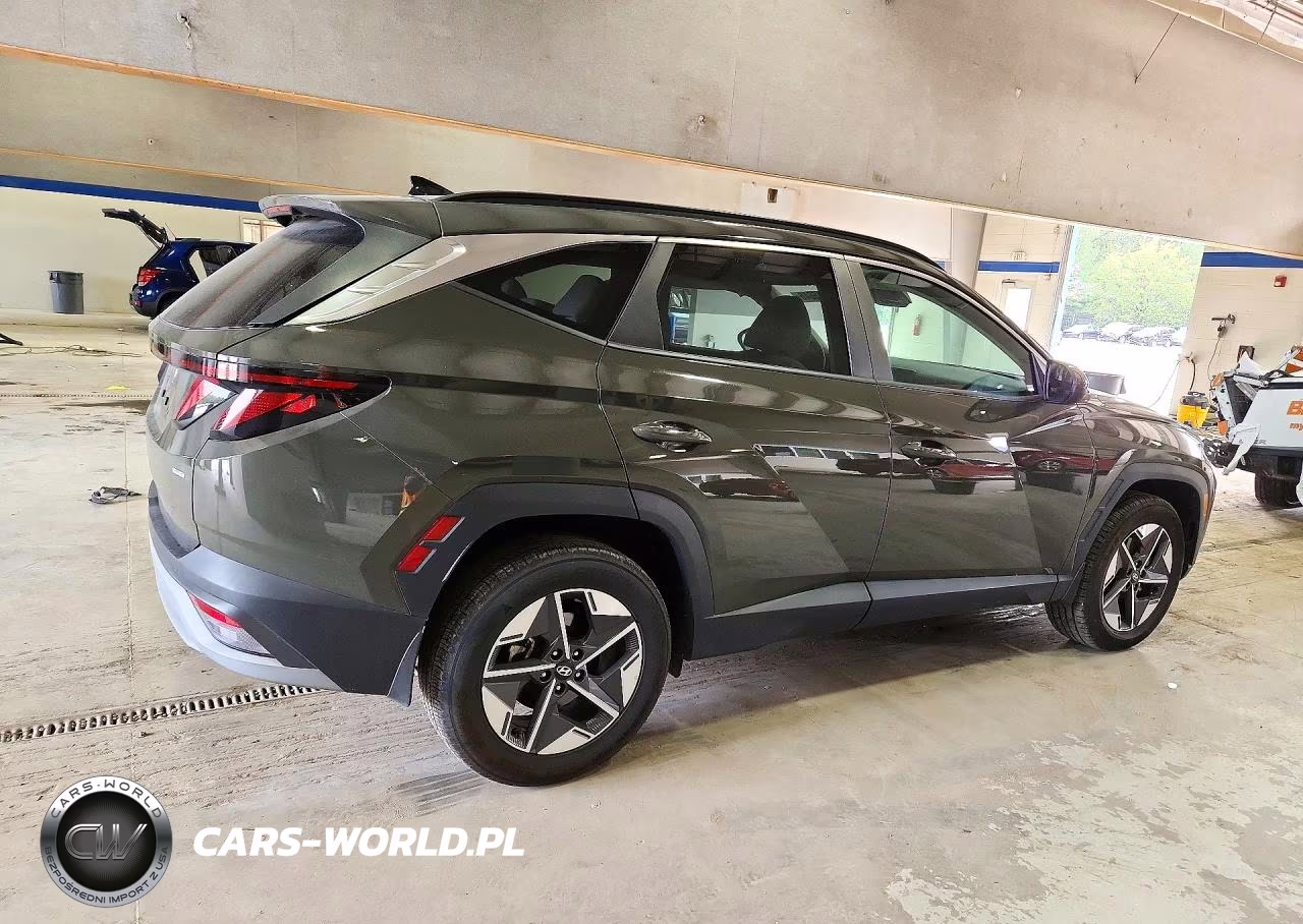 2025 Hyundai Tucson Sel VIN:5NMJBCDE5SH568849 - 3