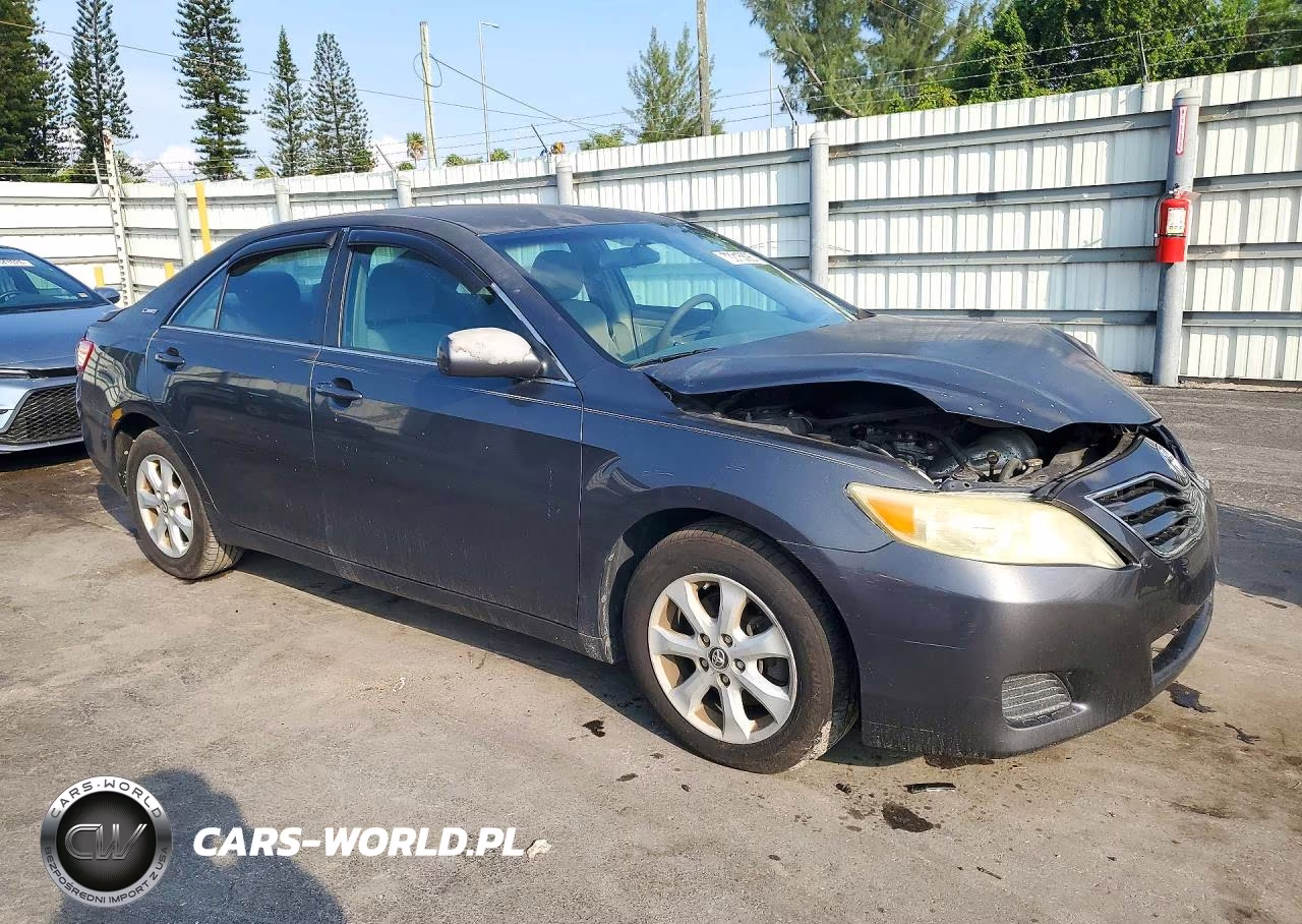 2011 Toyota Camry Le VIN:4T1BF3EK8BU118808 - 4