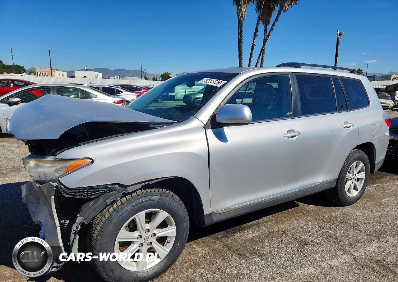 2013 Toyota Highlander Se