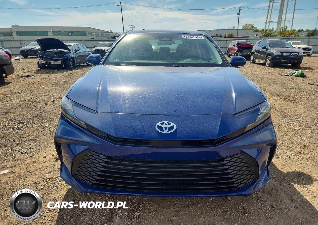2025 Toyota Camry Le VIN:4T1DAACK2SU006584 - 5