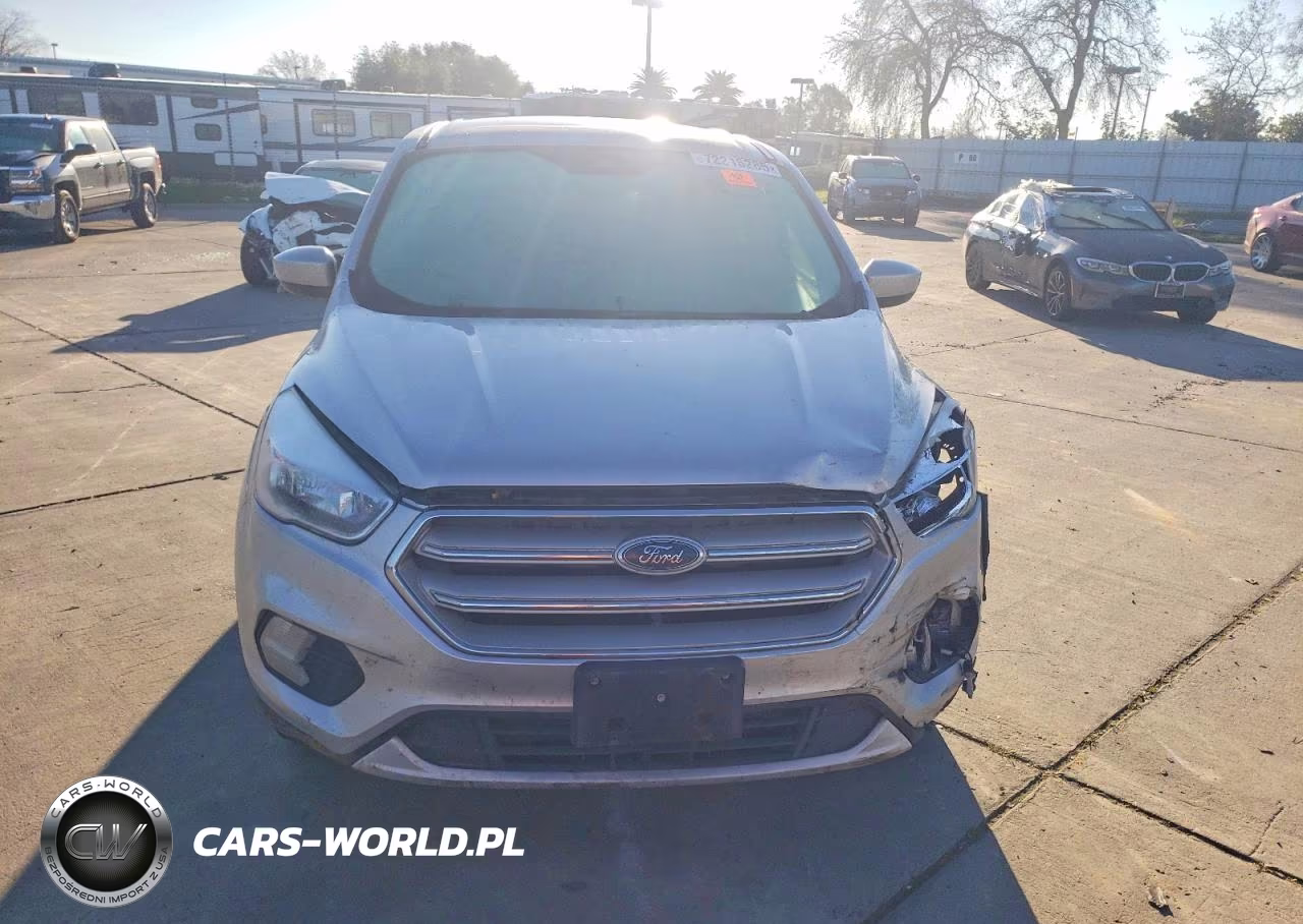 2019 Ford Escape Se VIN:1FMCU9GDXKUB64331 - 5