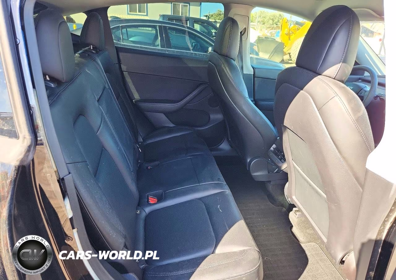 2022 Tesla Model Y VIN:7SAYGDEFXNF443416 - 11