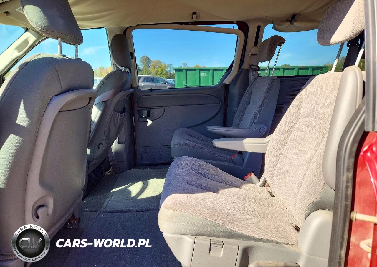 2007 Chrysler Town & Country Lx VIN:2A4GP44R97R231001 - 11