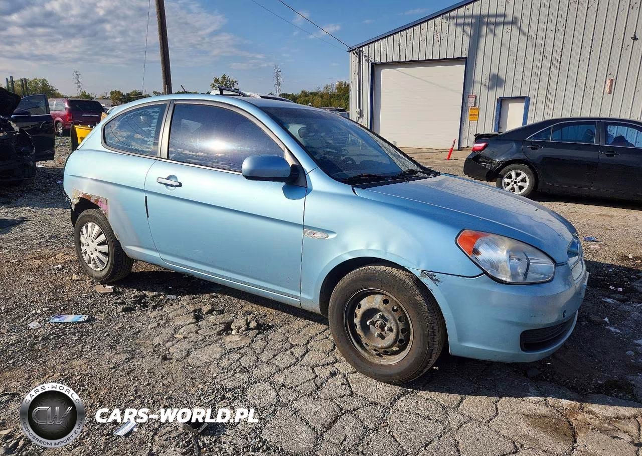 2010 Hyundai Accent Gs VIN:KMHCM3AC6AU162281 - 4
