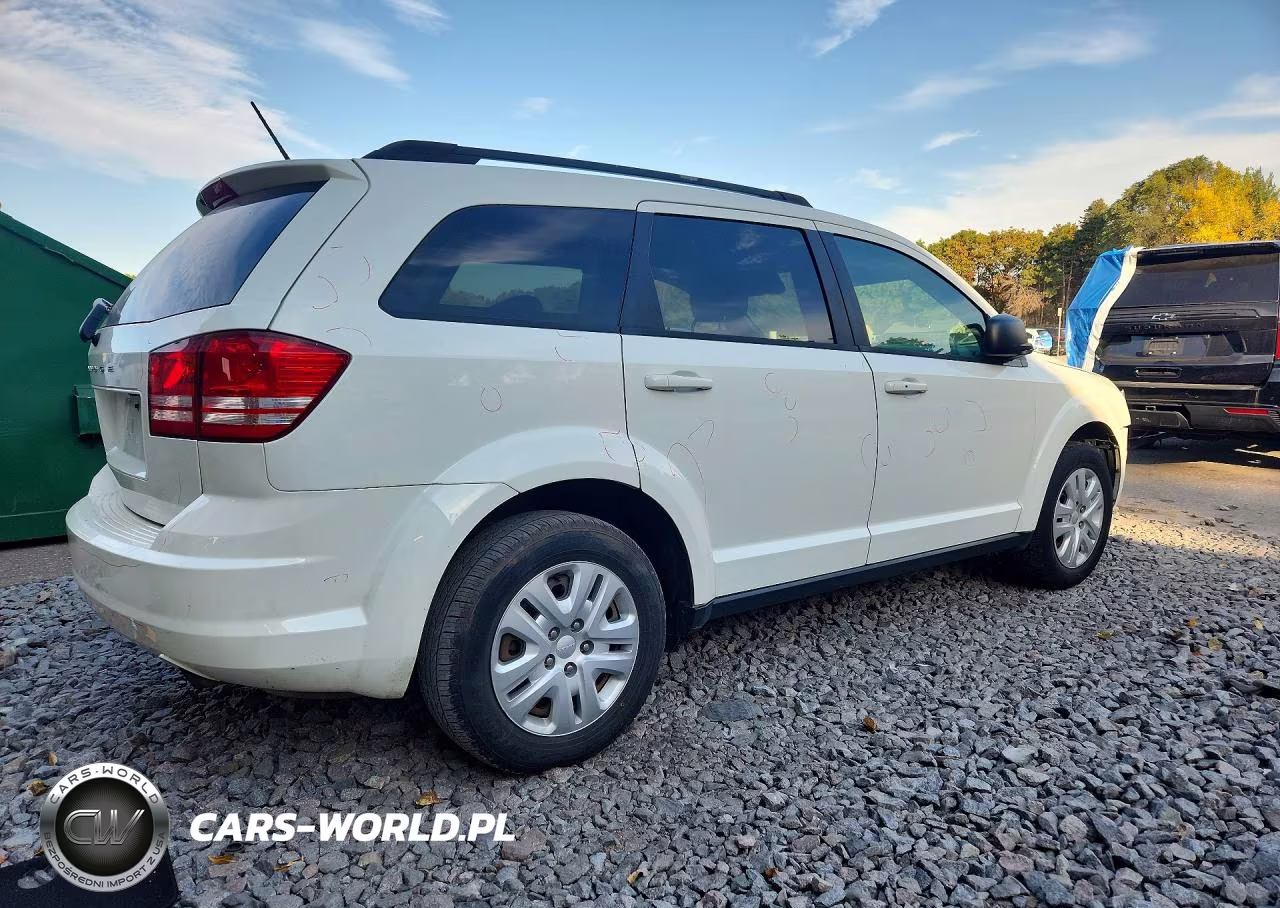 2018 Dodge Journey Se VIN:3C4PDCAB0JT294315 - 3