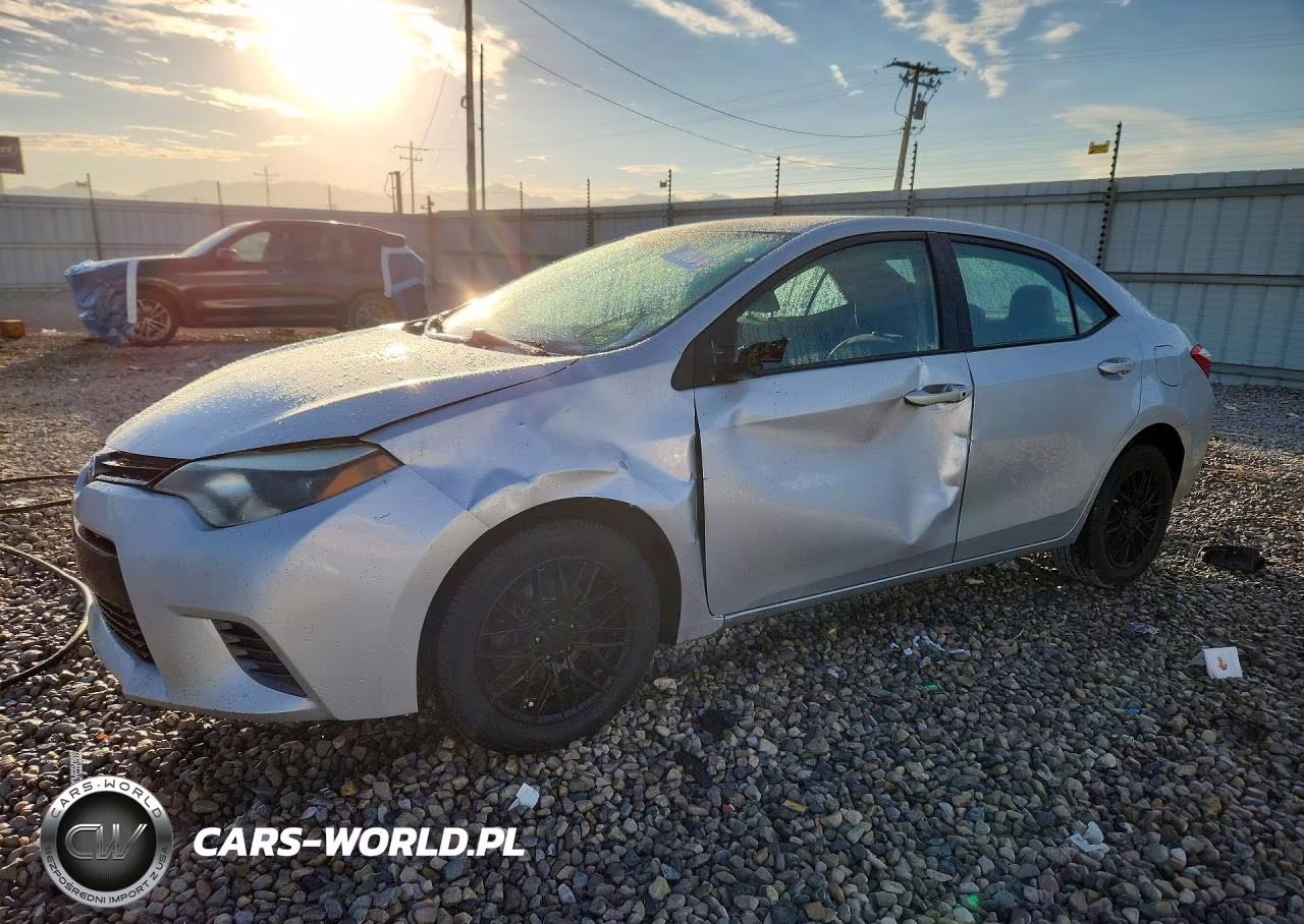 2015 Toyota Corolla Le – zdjęcie 1 z 12