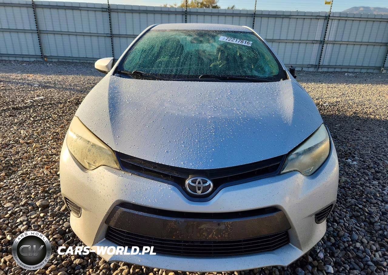 2015 Toyota Corolla Le VIN:5YFBURHE4FP301967 - 5