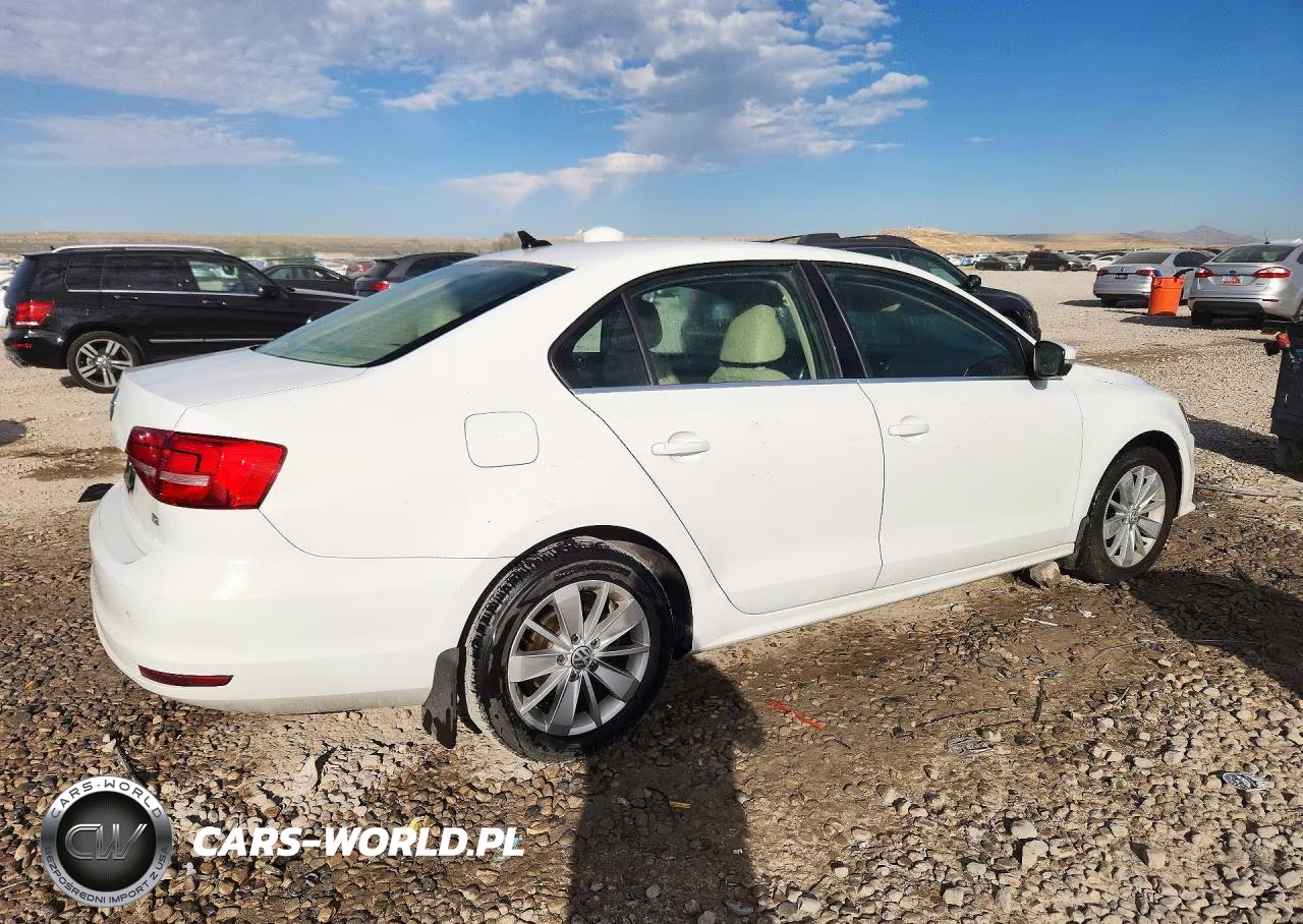 2015 Volkswagen Jetta Tdi VIN:3VWLA7AJ4FM332360 - 3
