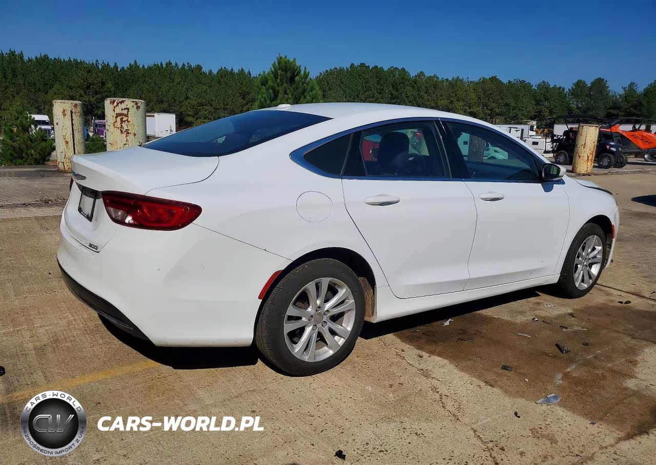 2015 Chrysler 200 Limited VIN:1C3CCCAB5FN642803 - 3