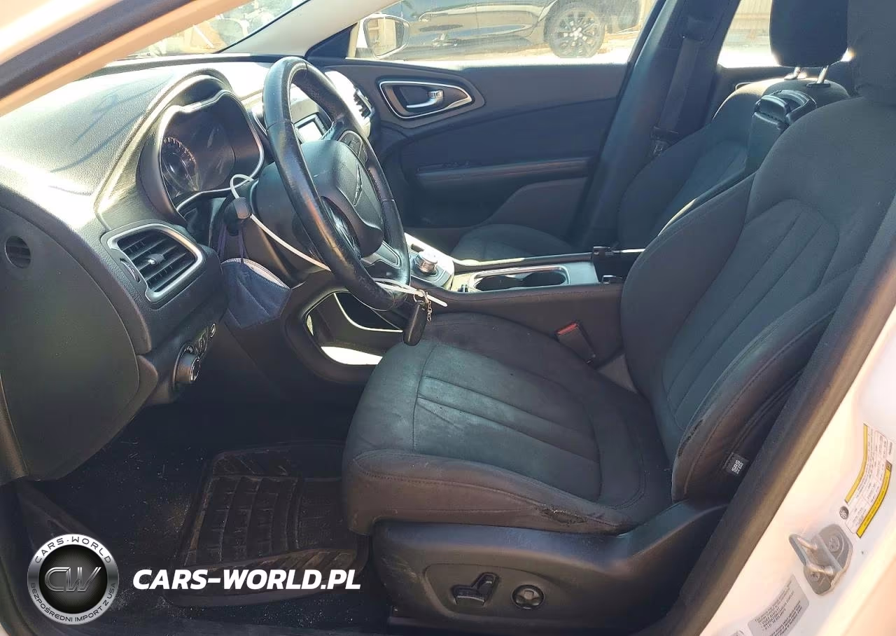 2015 Chrysler 200 Limited VIN:1C3CCCAB5FN642803 - 7