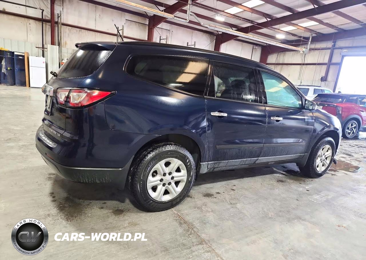 2015 Chevrolet Traverse Ls VIN:1GNKRFED4FJ178338 - 3