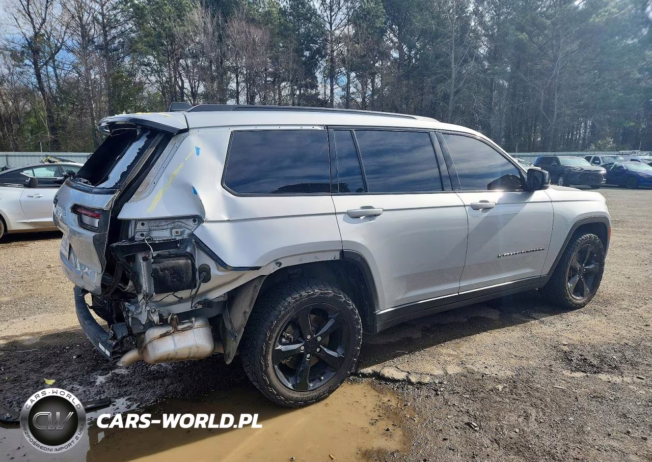 2023 Jeep Grand Cherokee L Laredo VIN:1C4RJKAG3P8873121 - 3