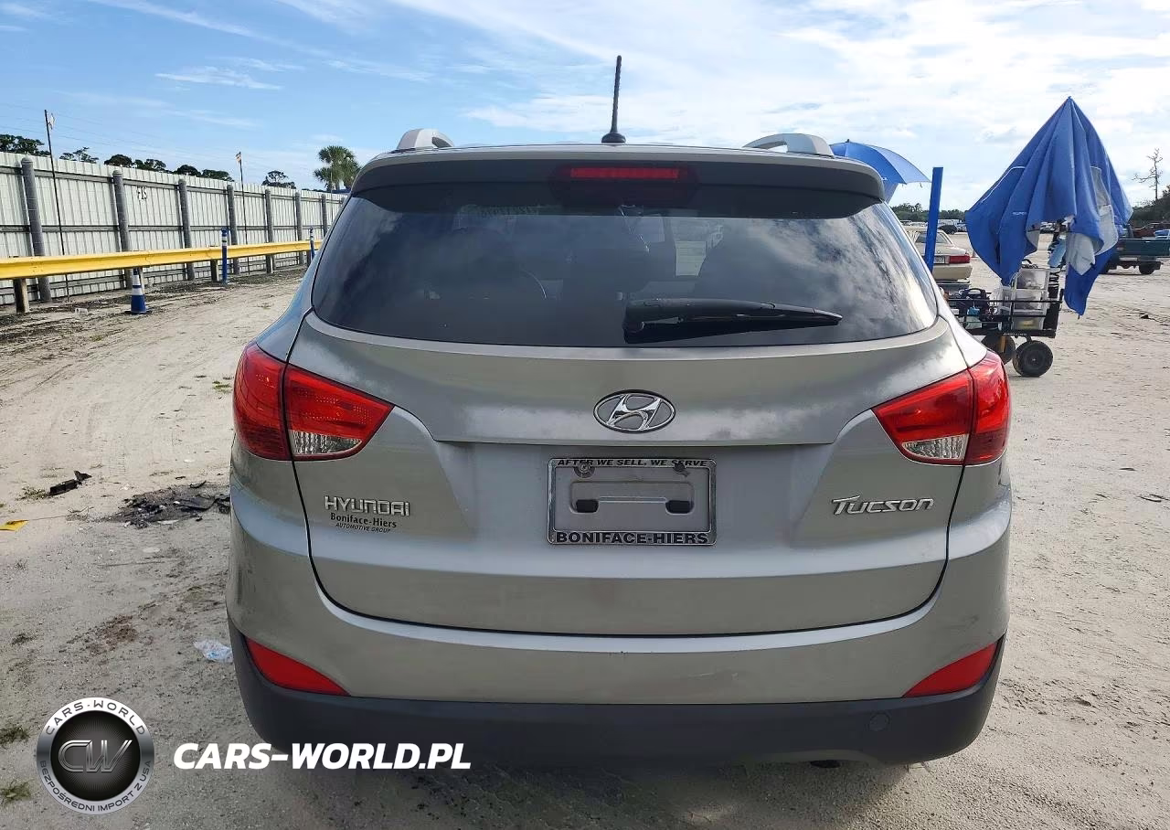 2010 Hyundai Tucson Gls VIN:KM8JU3AC8AU017816 - 6