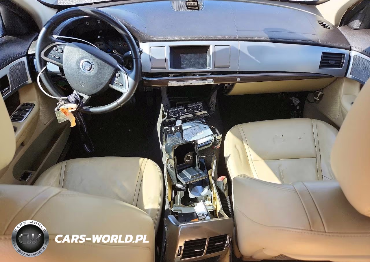 2013 Jaguar Xf VIN:SAJWJ0EF8D8S89318 - 8