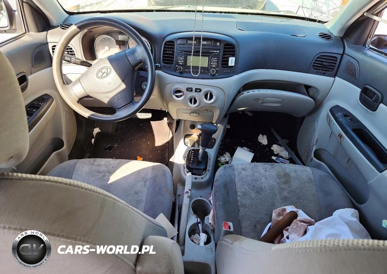 2008 Hyundai Accent Gls VIN:KMHCN46C18U229486 - 8