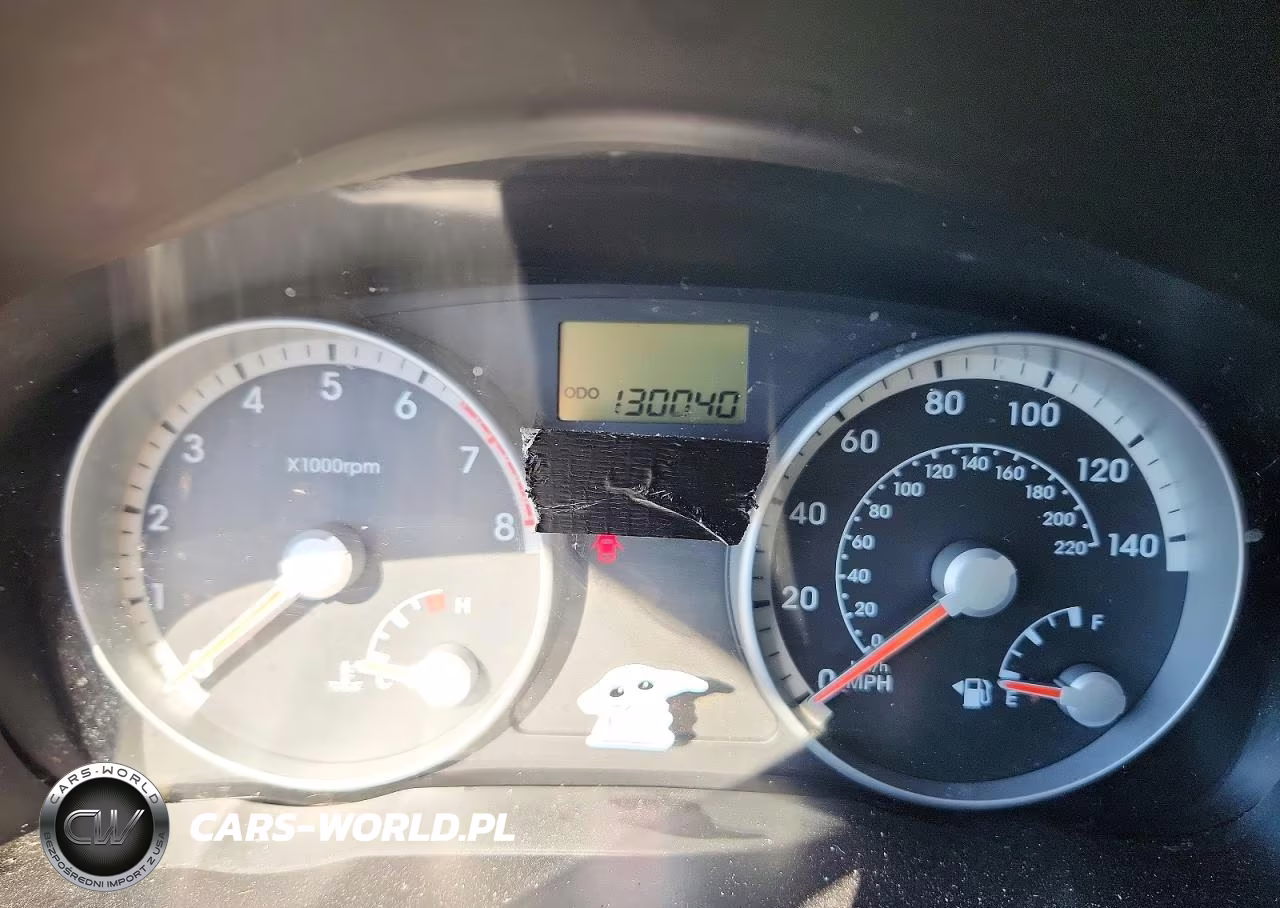 2008 Hyundai Accent Gls VIN:KMHCN46C18U229486 - 9